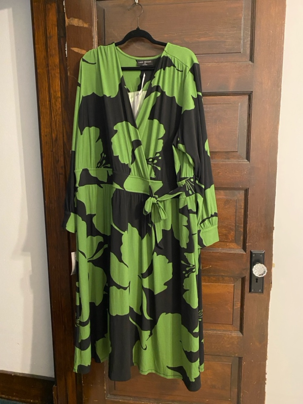 Lane Bryant Green & Black Floral Wrap Dress W/ Bow Size 26/28
